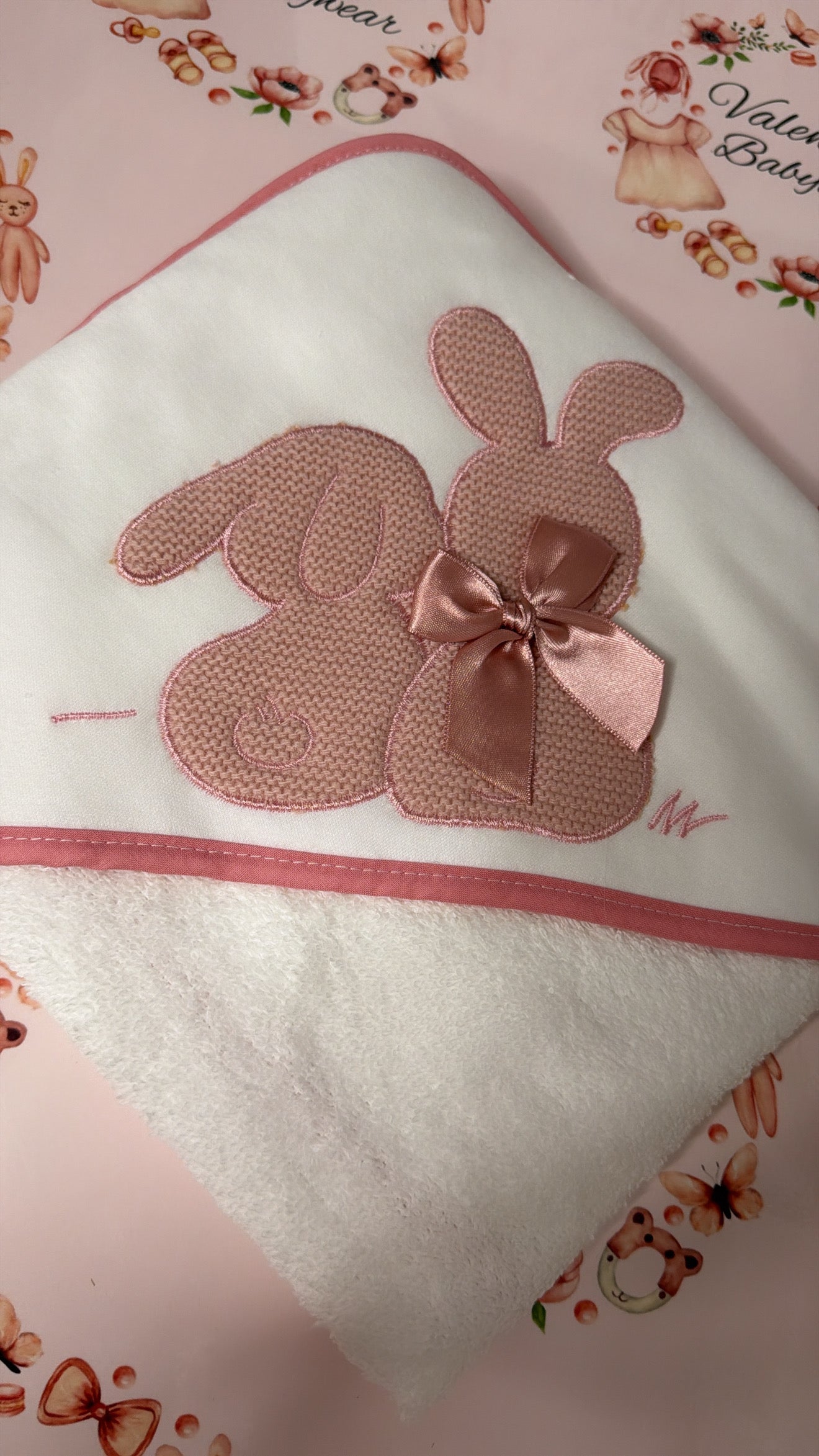 Dusty pink Embroidered Hooded Towel