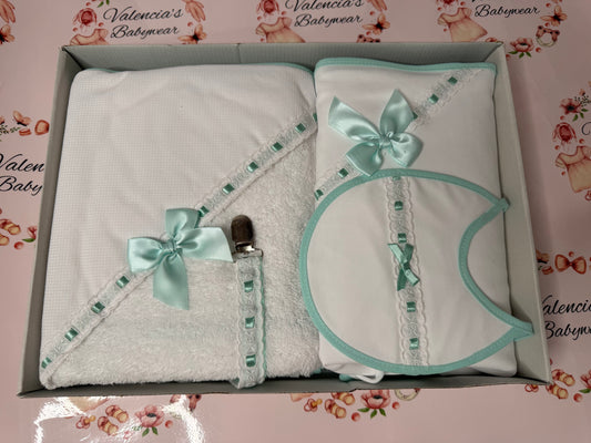 Mint 4PC Gift Set