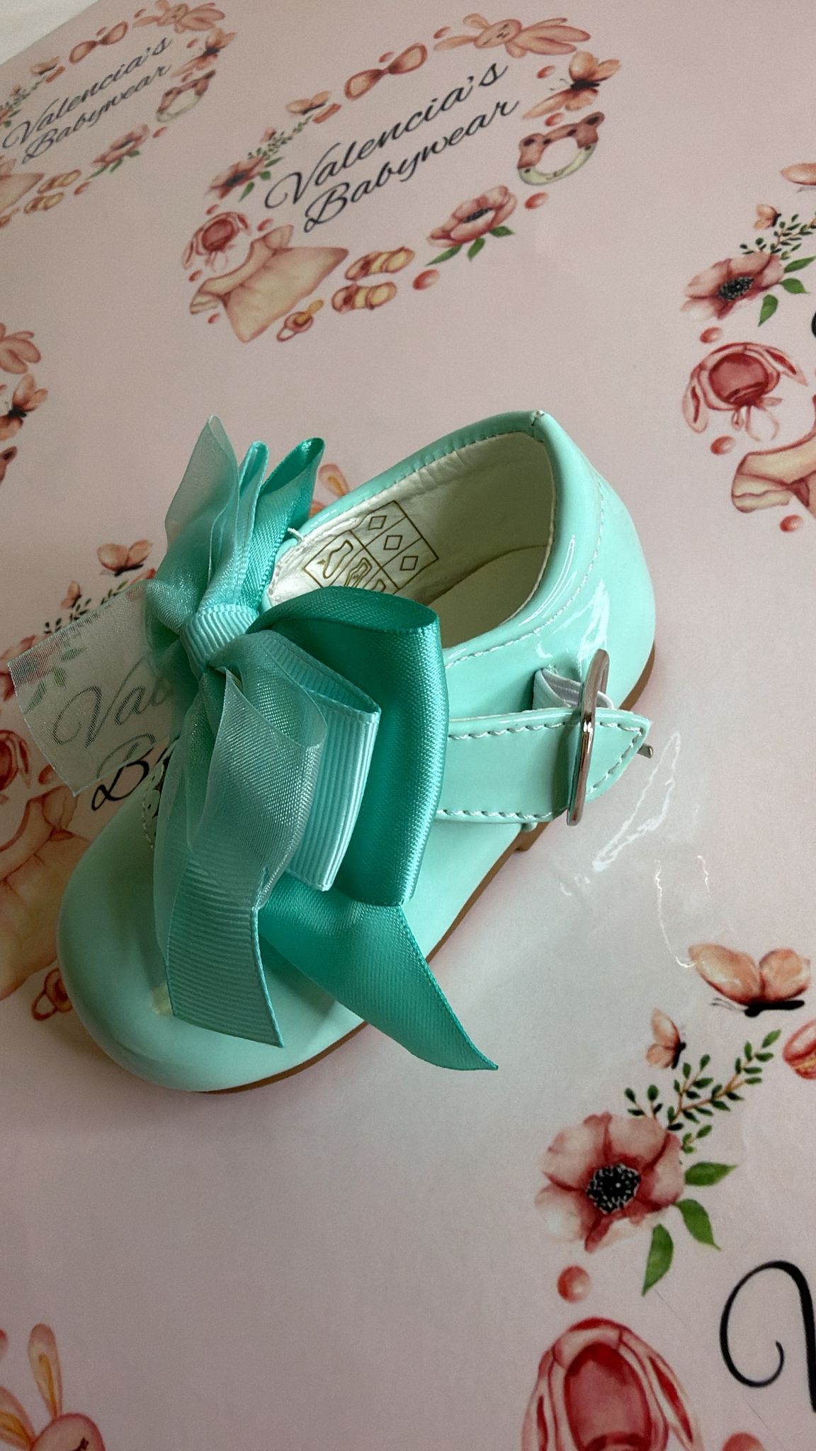 Mint patent Bow Shoes