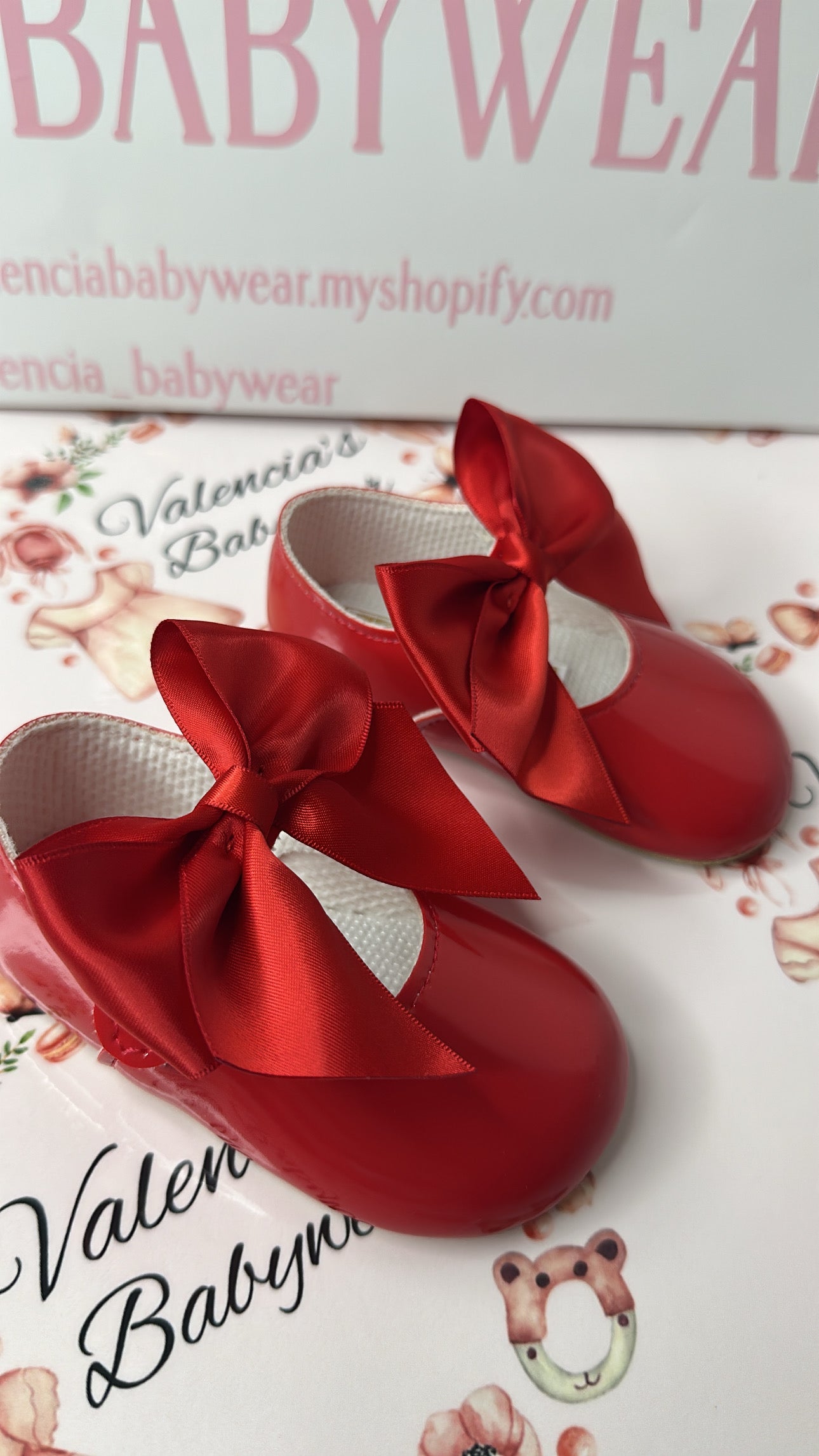 Red Large Bow Patient Shoes