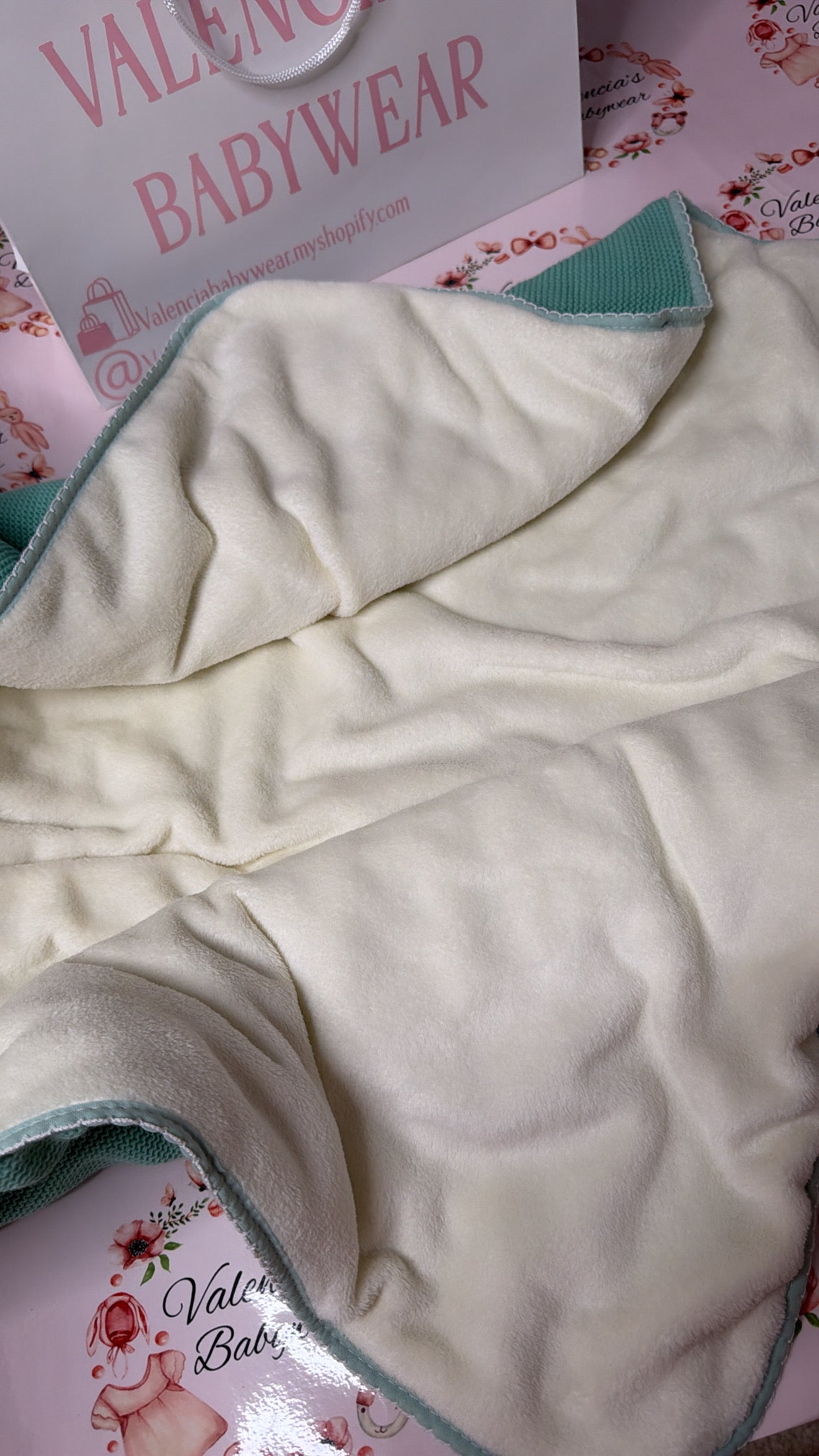 Green Embroidered Blanket Wrap