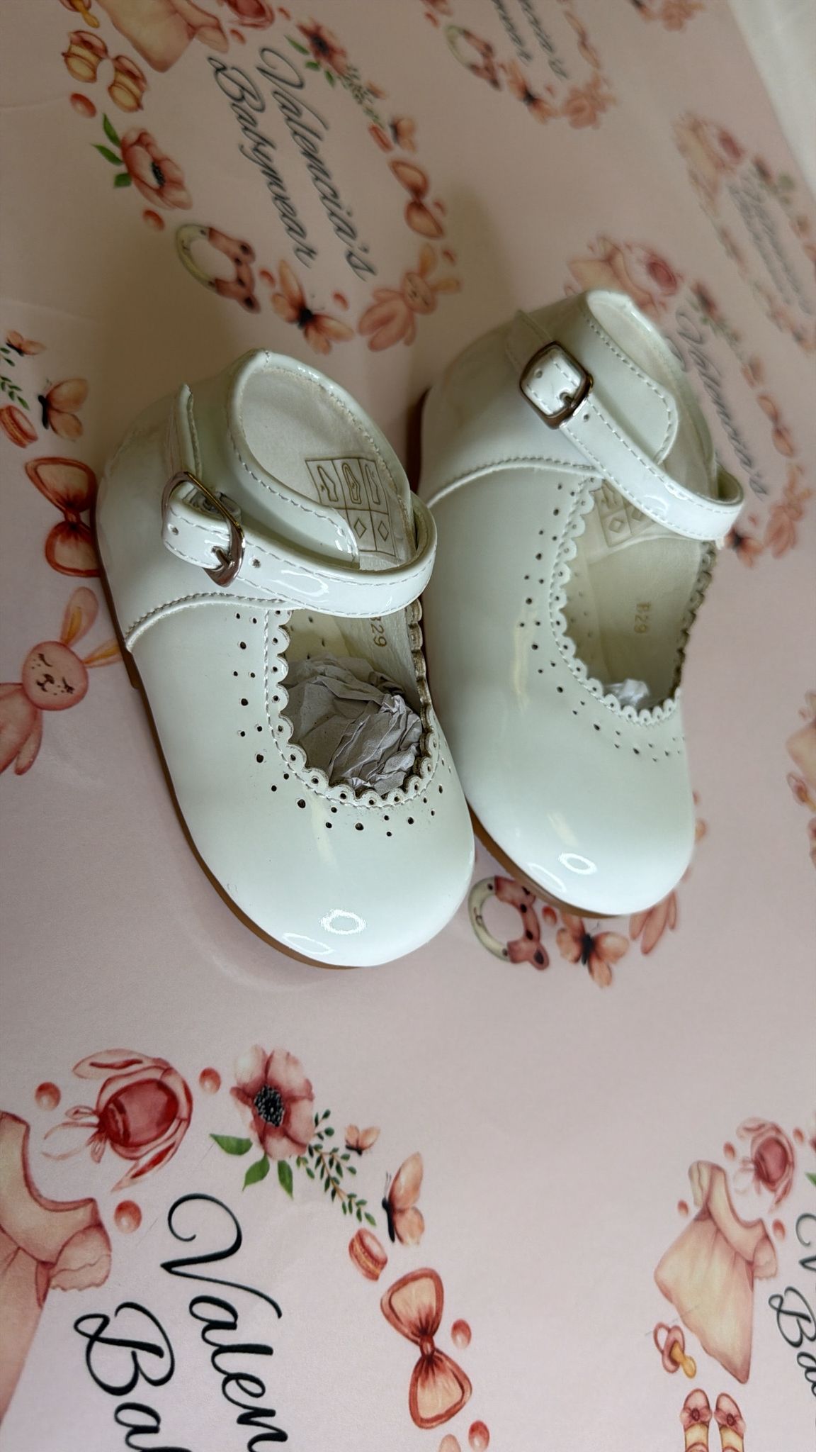 White patent Shoes